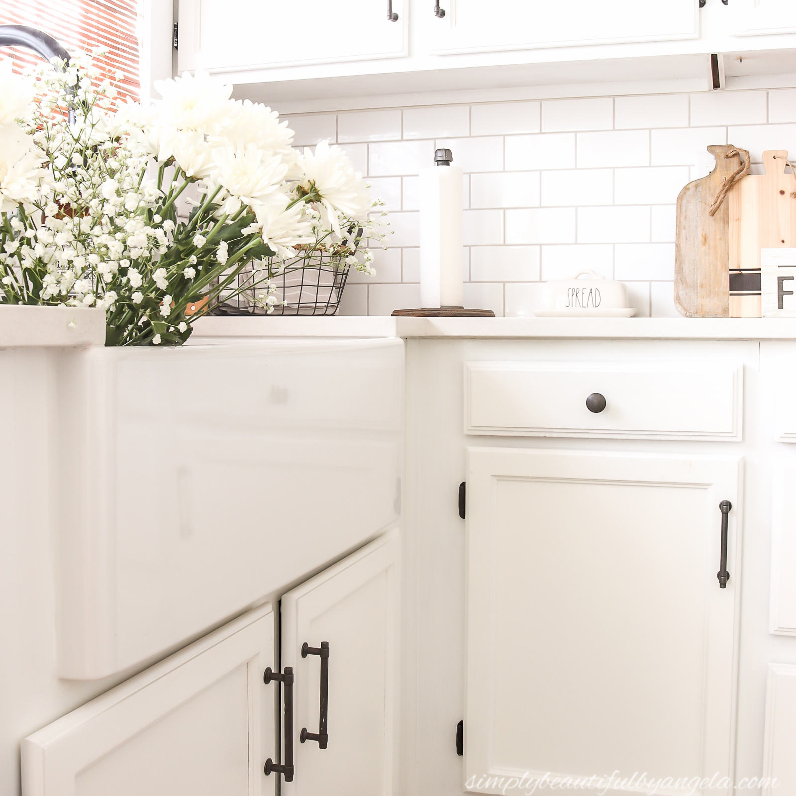 farmhouse-sink-installation-cropped