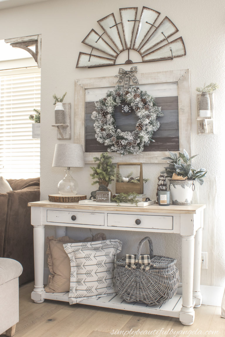 Transitioning from Christmas to Winter/Valentines Decor