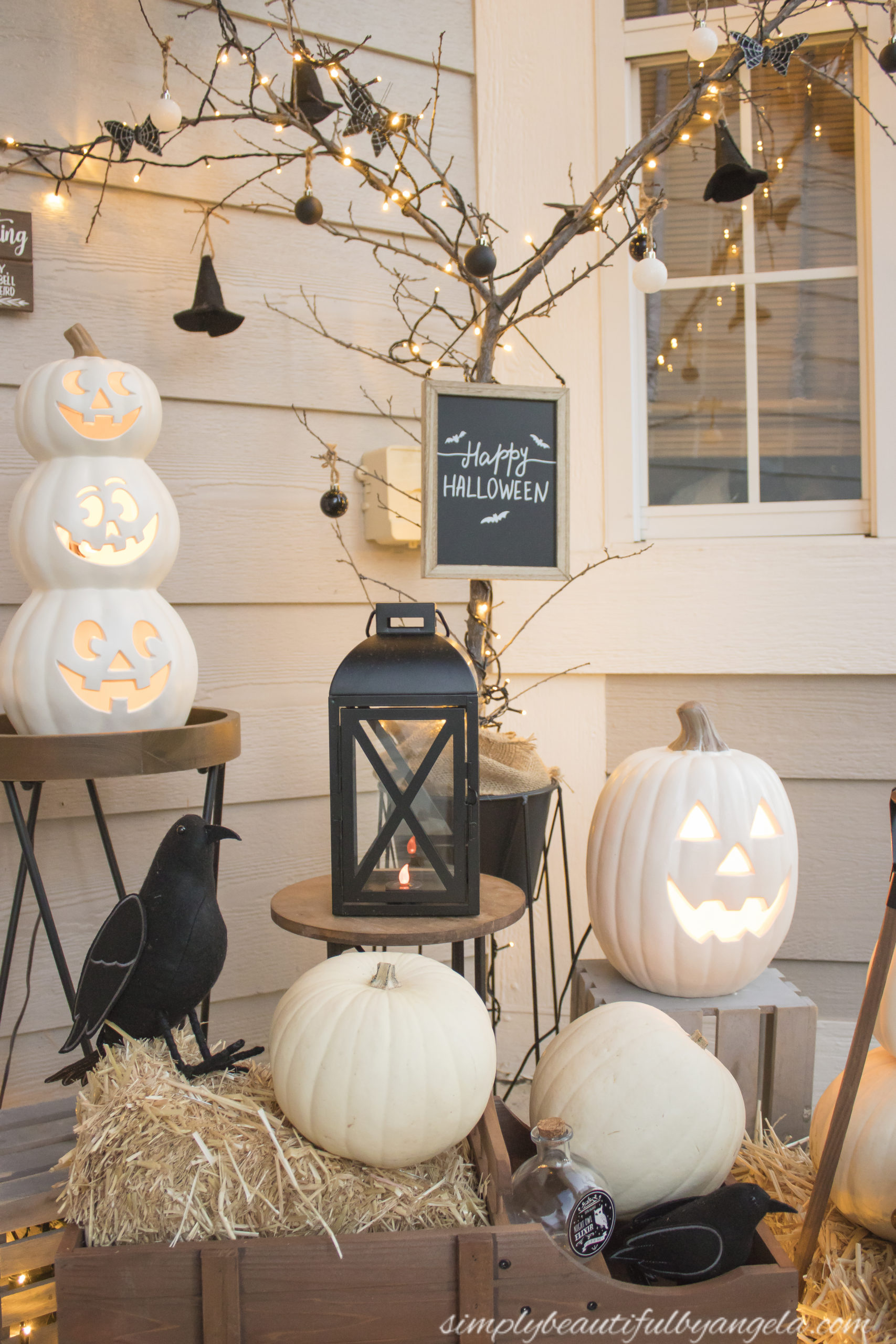 Neutral Halloween Front Porch