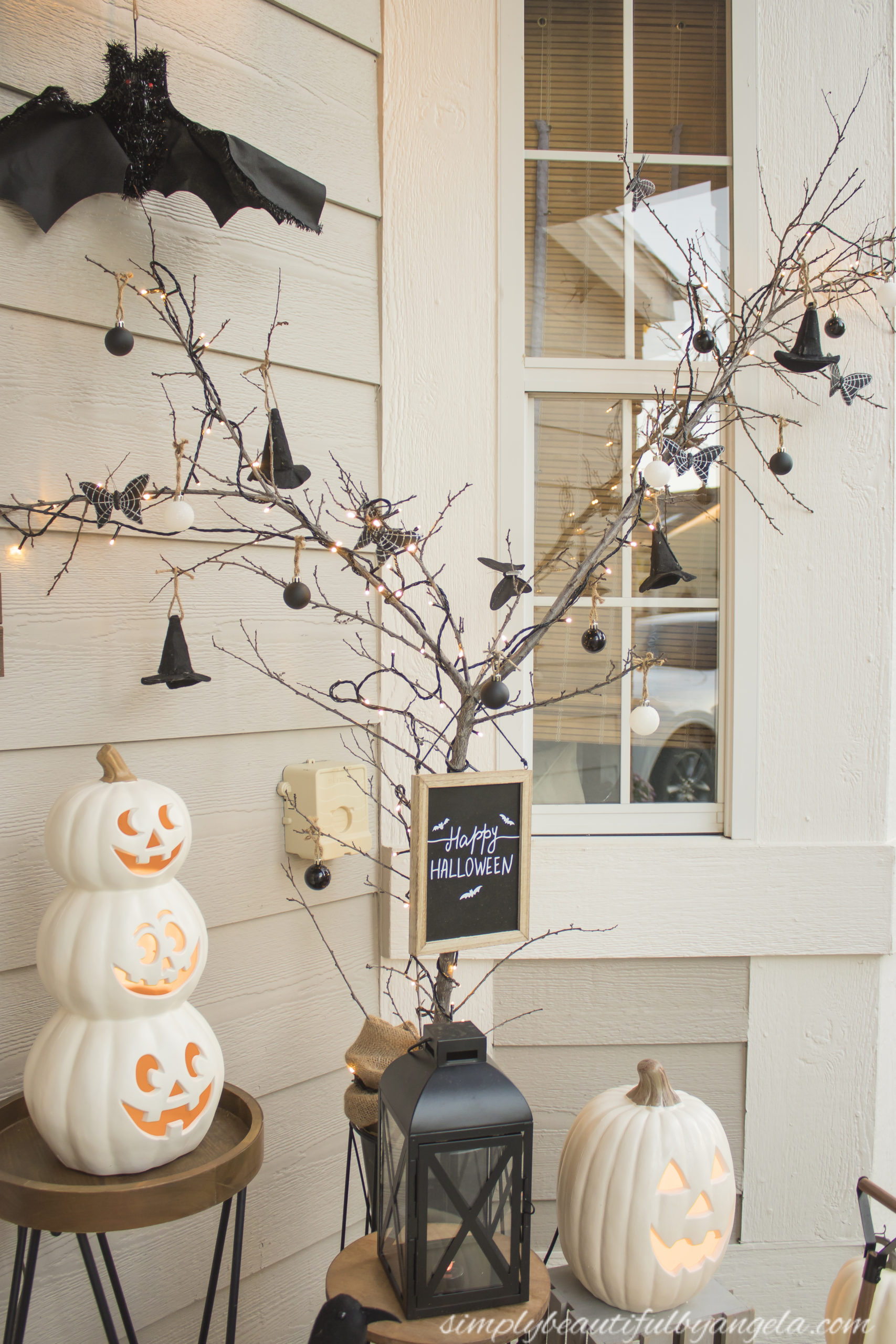 Neutral Halloween Front Porch